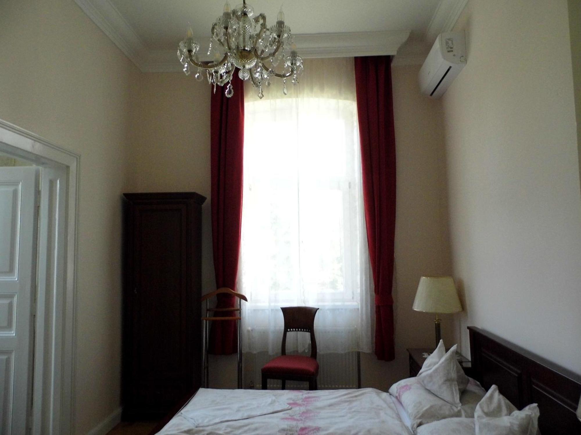 Anna Villa Keszthely Zimmer foto